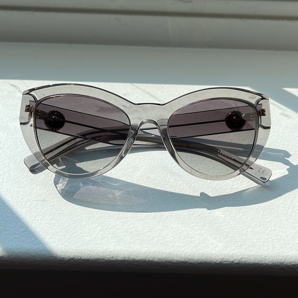 Gray Versace Summer Sunglasses - image 3